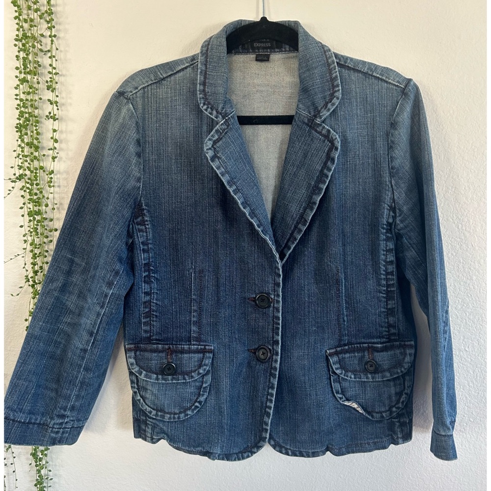 Express 3/4 sleeve fitted denim jacket blazer